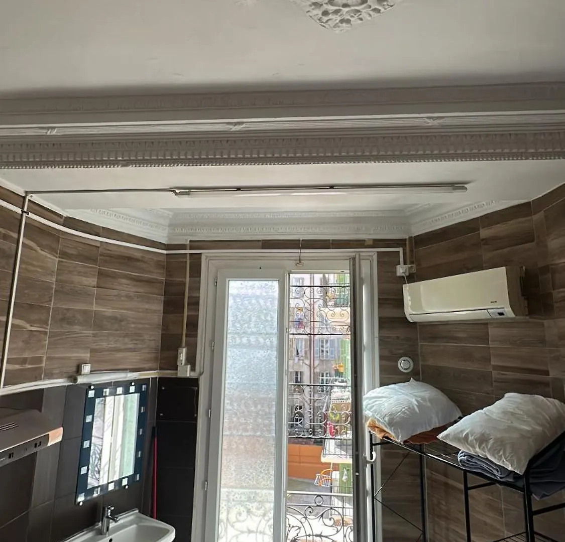 Simple Stay-Centre Ville Au Calme Nice France
