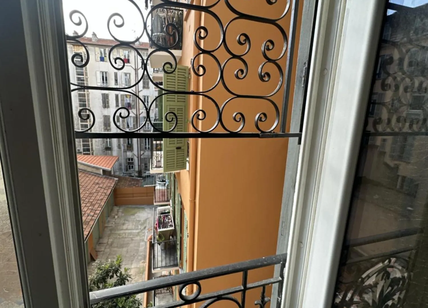 Simple Stay-Centre Ville Au Calme Nice France